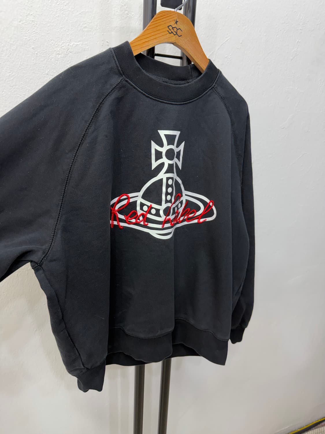 정품) 비비안웨스트우드 오버핏 맨투맨 티셔츠 XS 상품이미지2