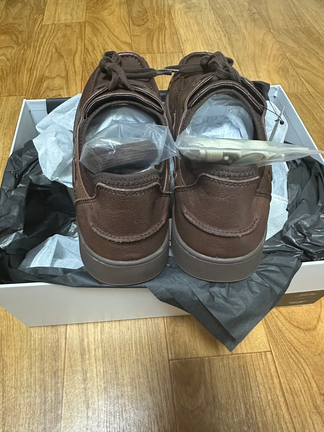 새상품) 킨치 844 브라운 265 사이즈 팝니다. 상품이미지2