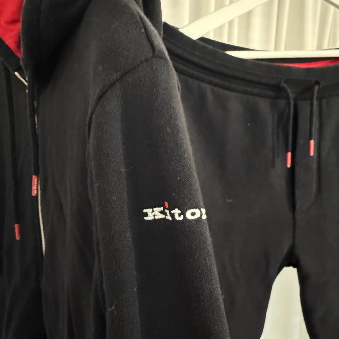 (XL) 키톤 로고 자수 후드집업 팬츠 셋업 상품이미지4