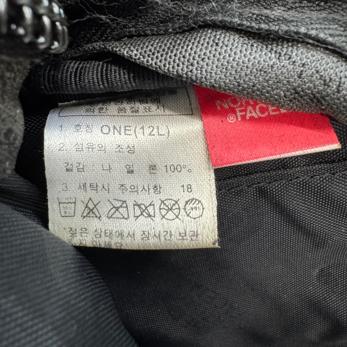 노스페이스 미니샷 고프코어 백팩 블랙 상품이미지9