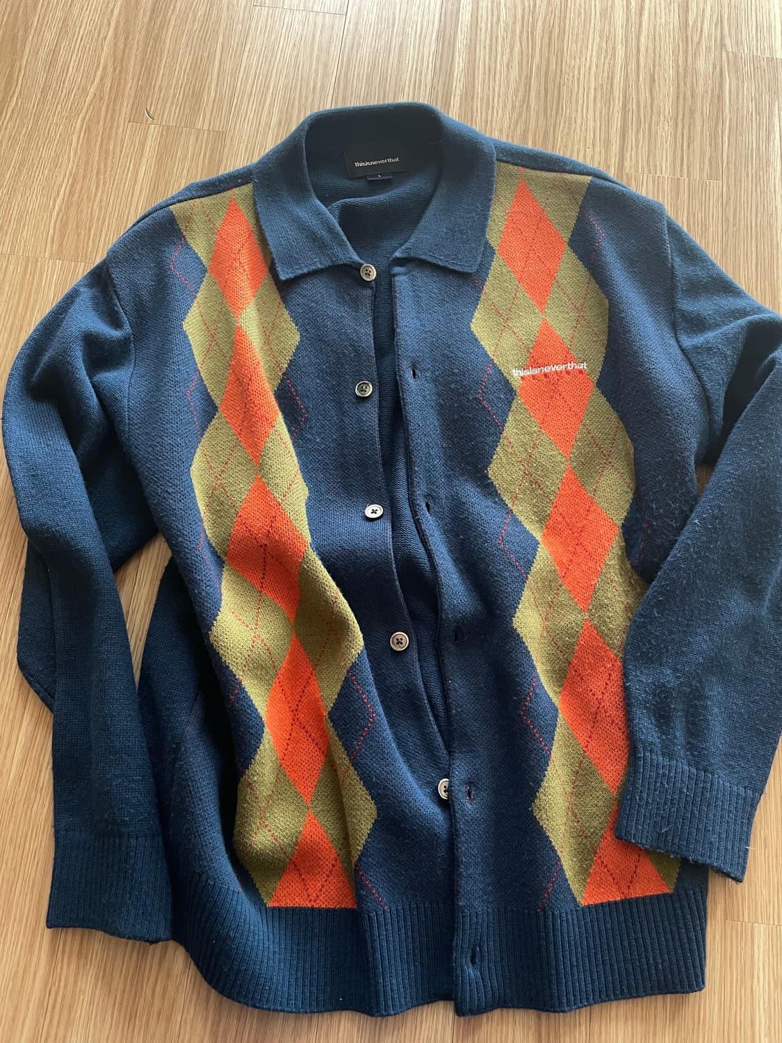 디스이즈네버댓 아가일 가디건 L 상품이미지1