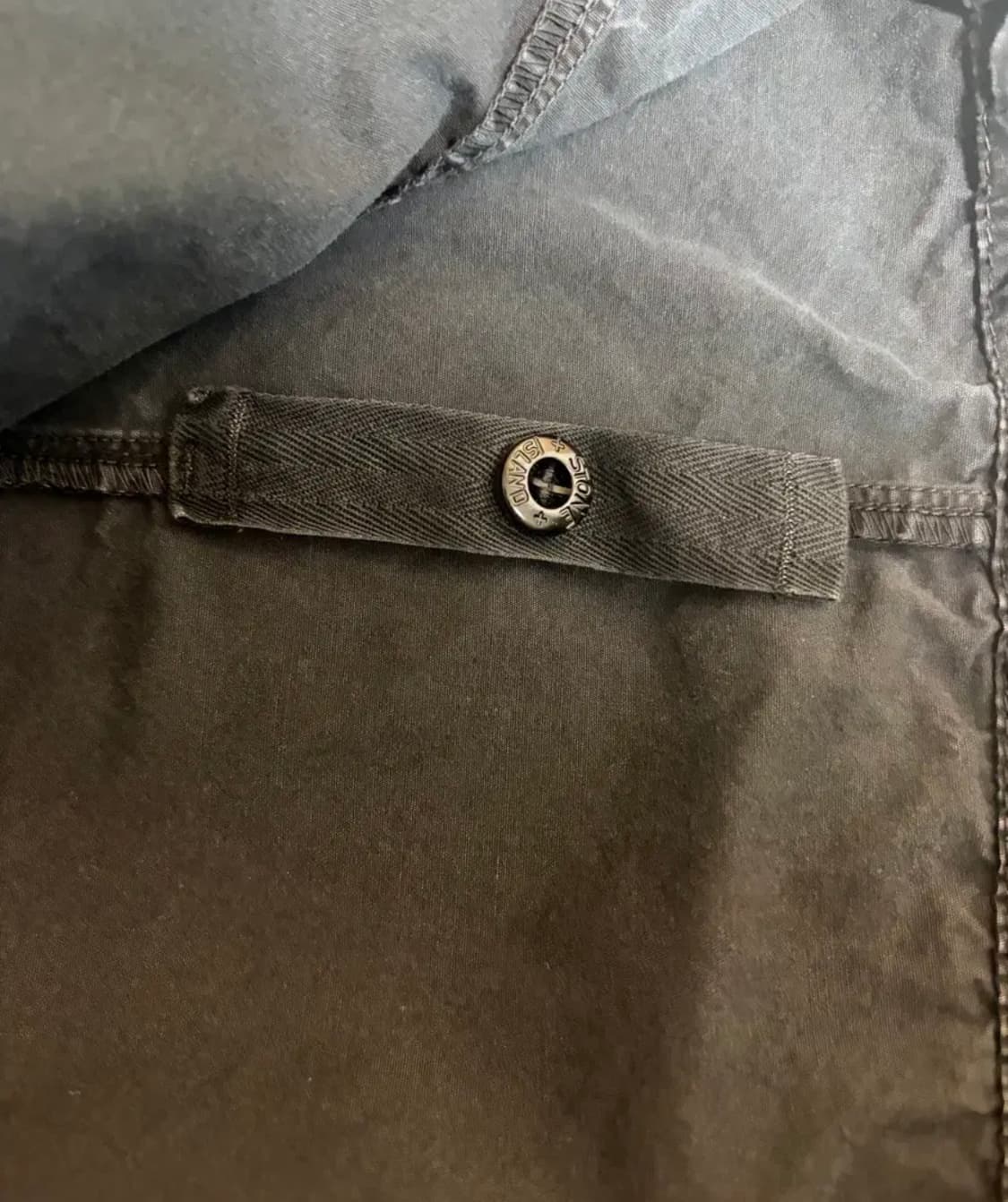 [L] 스톤아일랜드 올드이팩트 오버셔츠 블랙 22ss 114WN 상품이미지8