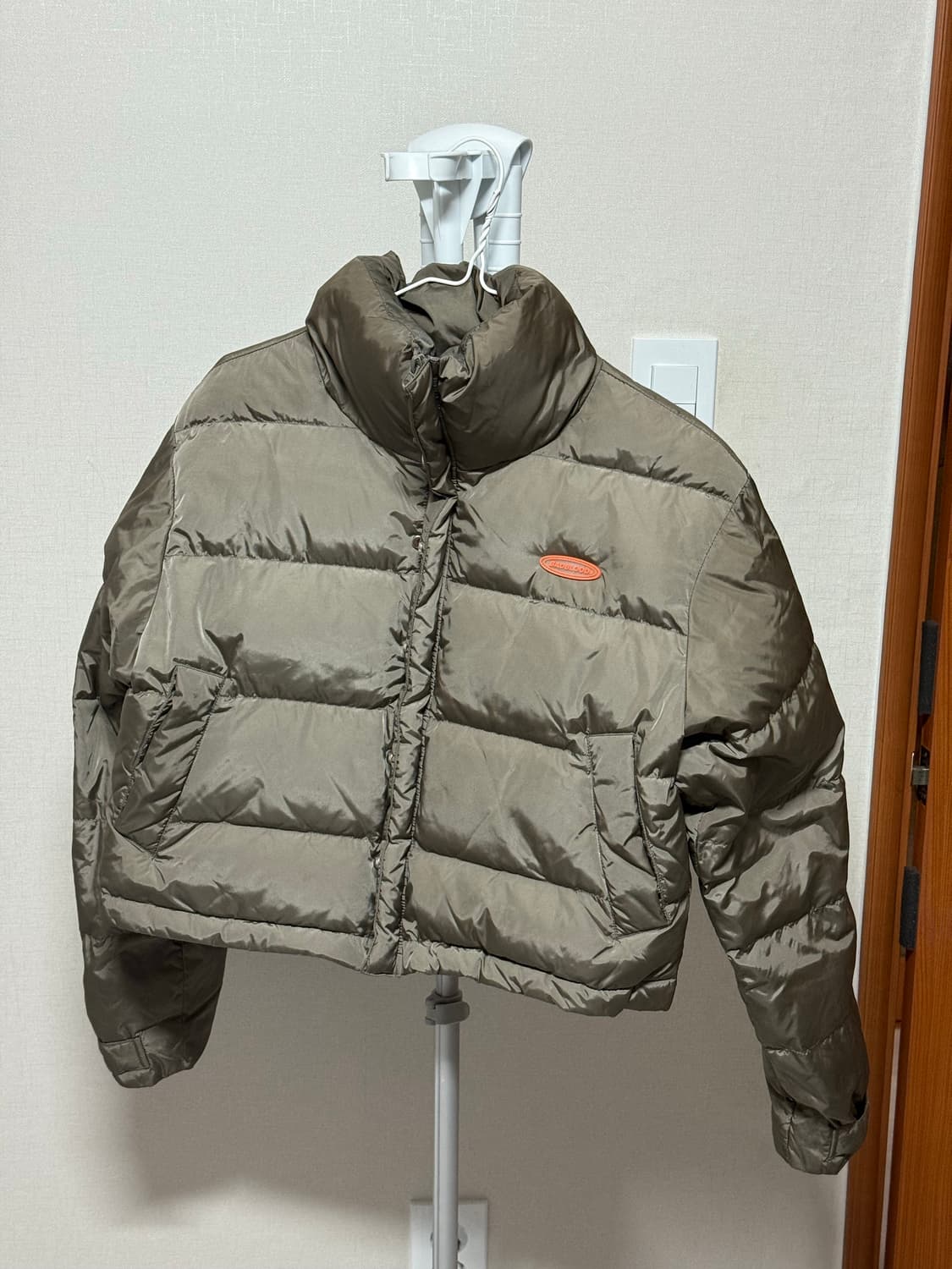 배드블러드 숏패딩 상품이미지1