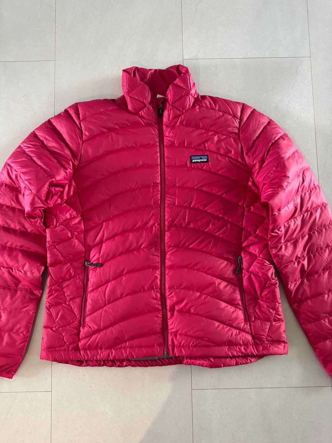파타고니아 여성패딩 상품이미지1