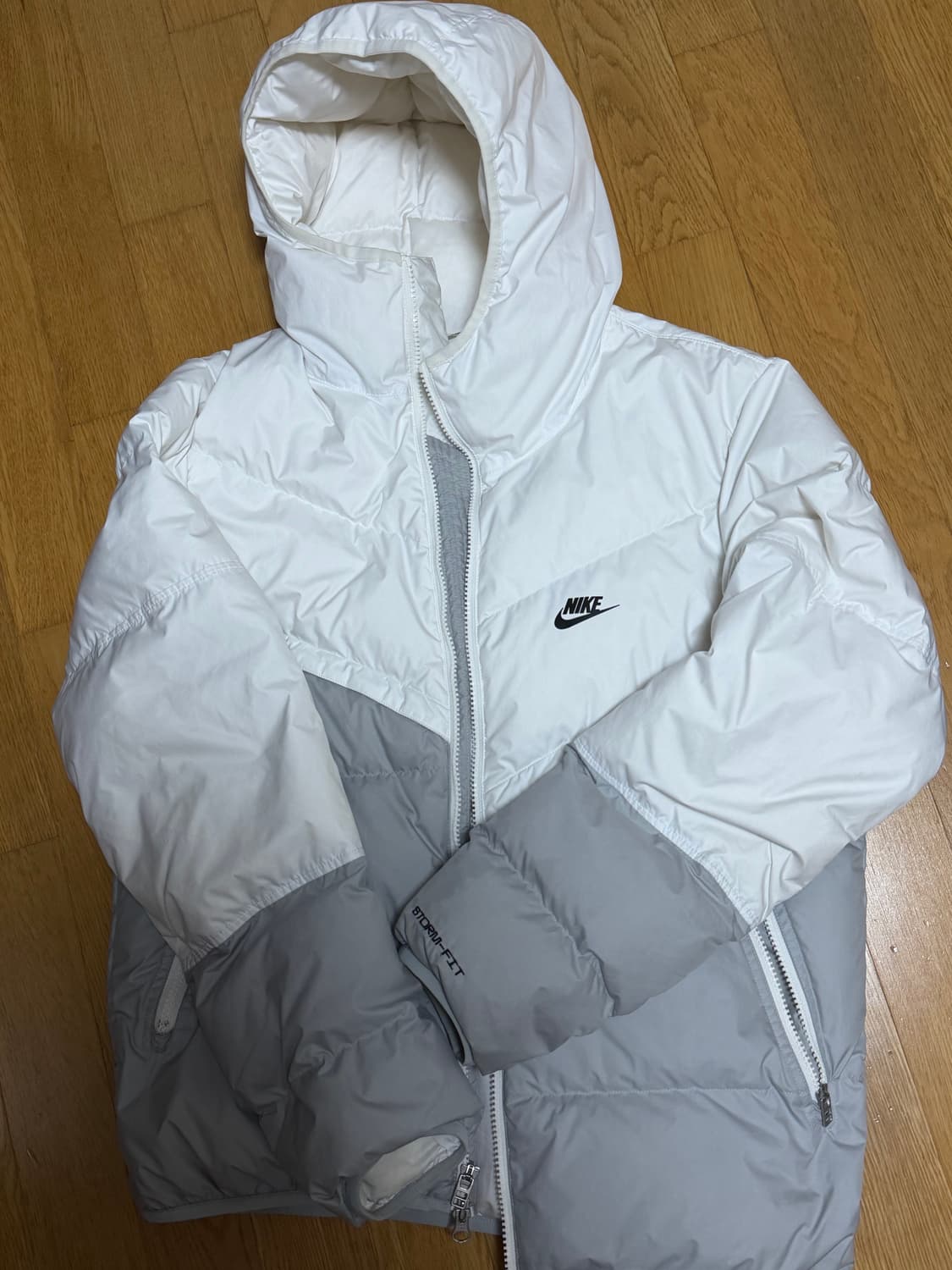 나이키 패딩 상품이미지1