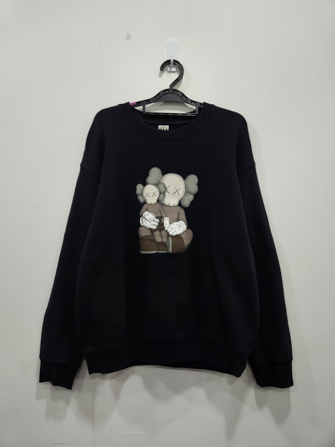 유니클로 UT x 카우스 콜라보 맨투맨 남녀공용 95사이즈 상품이미지1