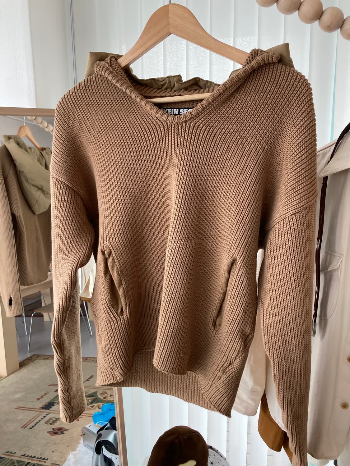 혜인서 패디드 패딩 후드 니트 상품이미지2