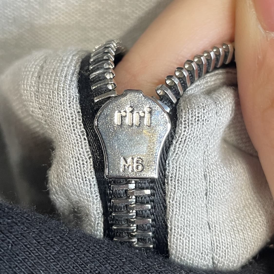 래그앤본 비대칭 지퍼 스커트 상품이미지8