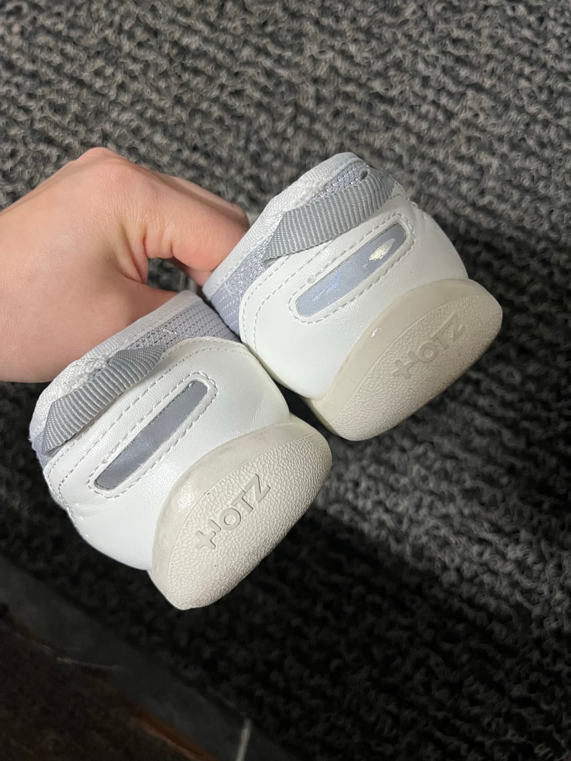 오찌 otz 로마리 밴딩 스니커즈 화이트 220 상품이미지7