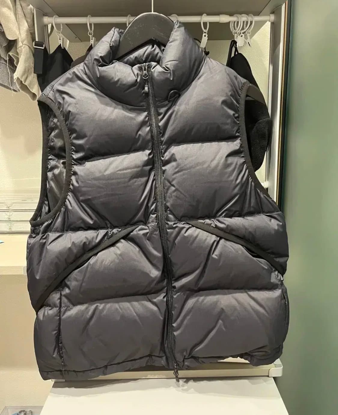 다이와피어39 테크 알파인 베스트 블랙 s 상품이미지1