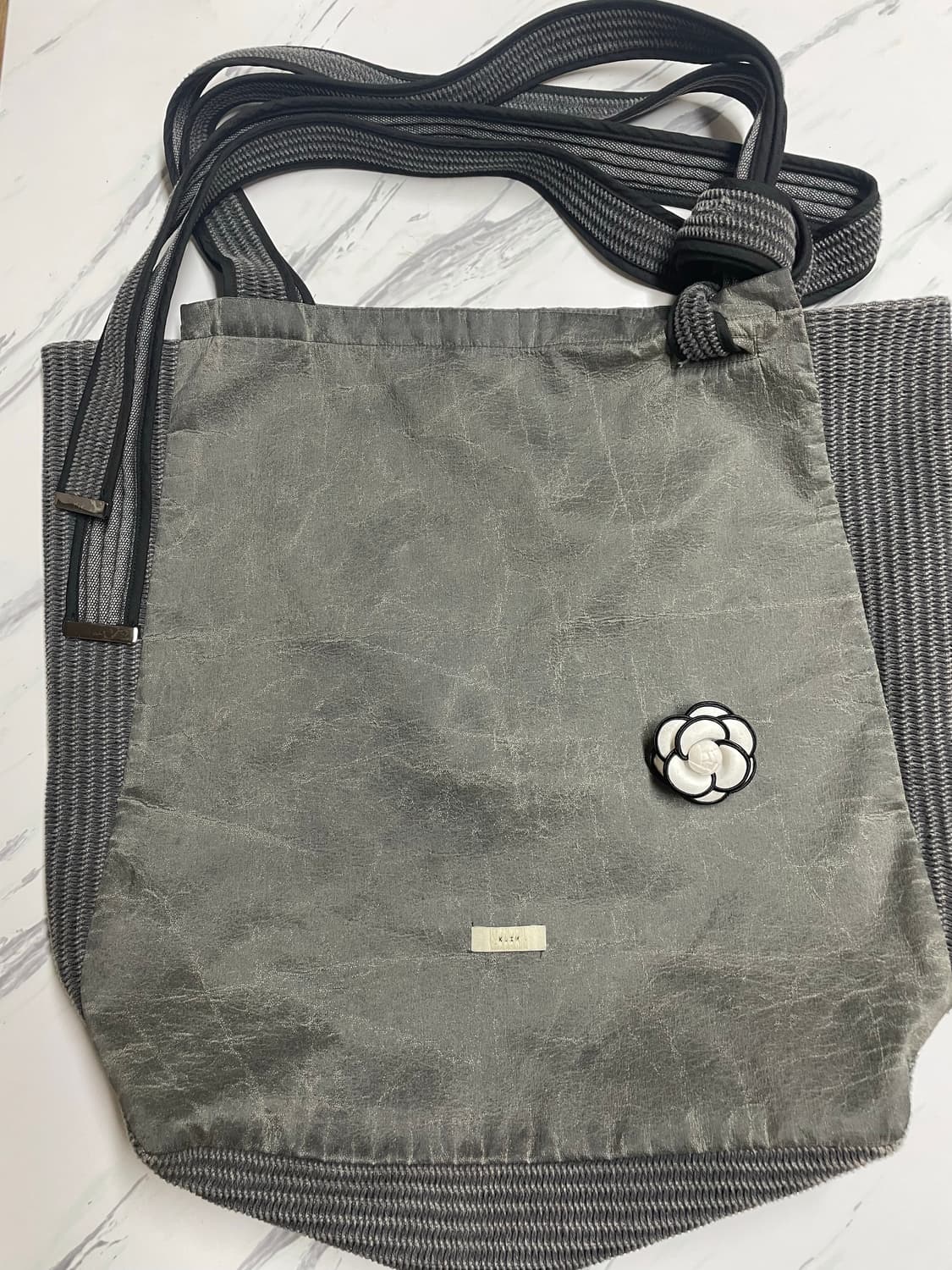 Xlim ep.2 시놉시스 토트백 상품이미지1