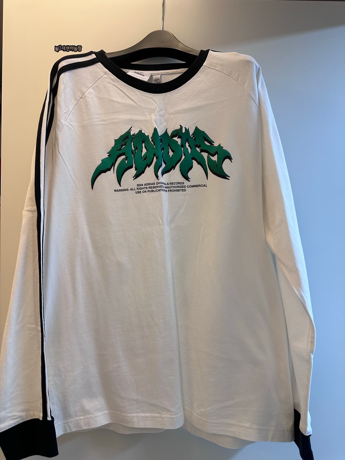 아디다스 플레임 삼선 롱슬리브티 상품이미지2