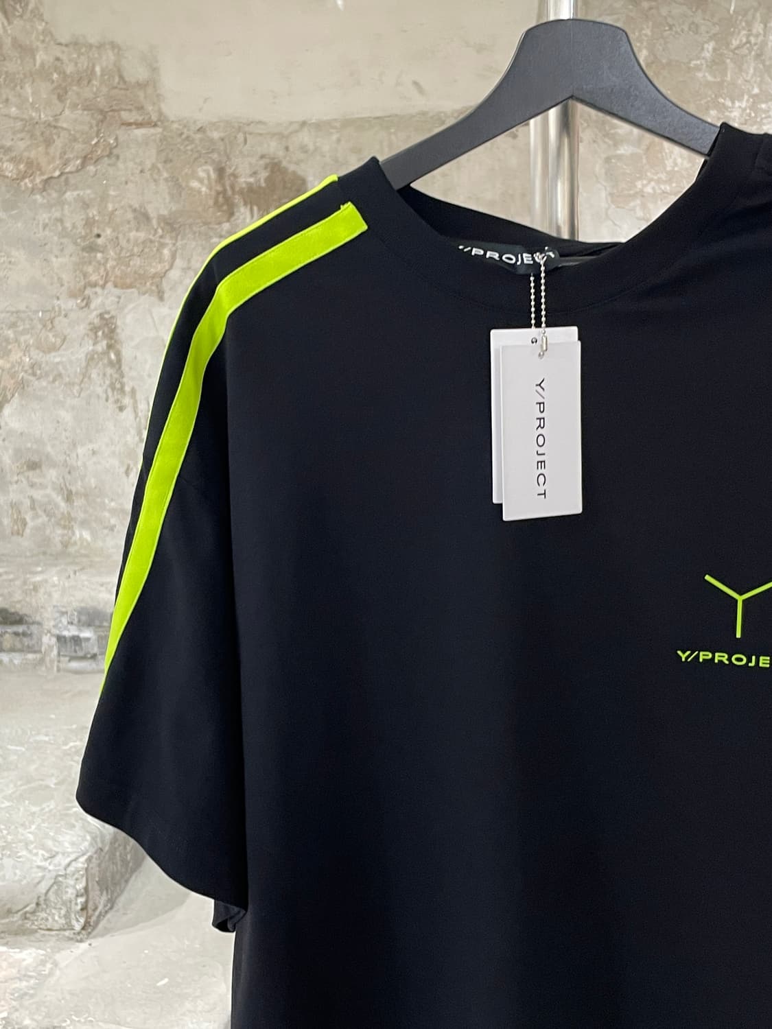 와이 프로젝트 21S/S 블랙 라임 클립 숄더 하프티 상품이미지2