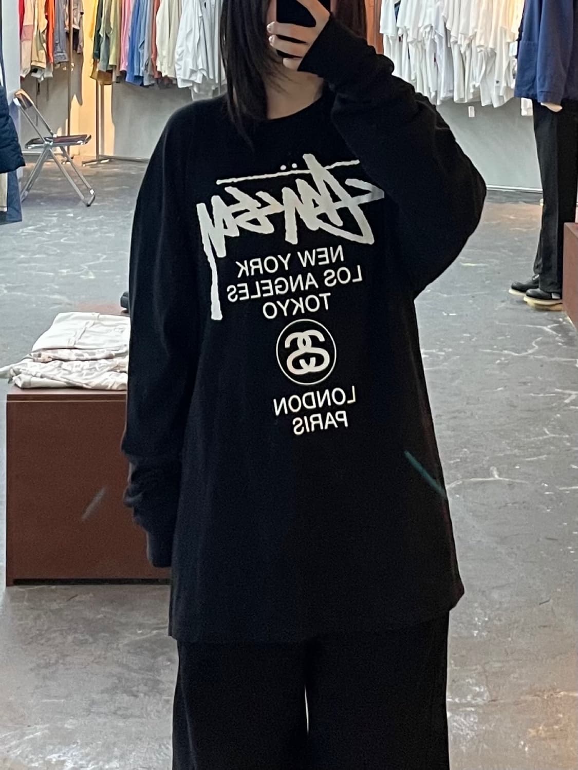 스투시 월드투어 블랙 롱 슬리브 H1392 상품이미지1