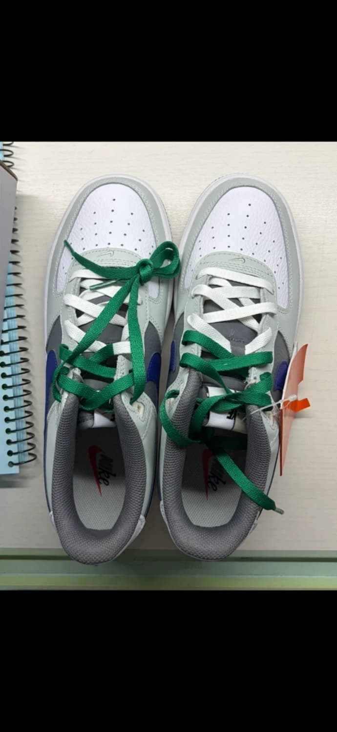 나이키 에어포스 1 '07 LV8 라이트 실버 스모크 그레이 245 상품이미지2