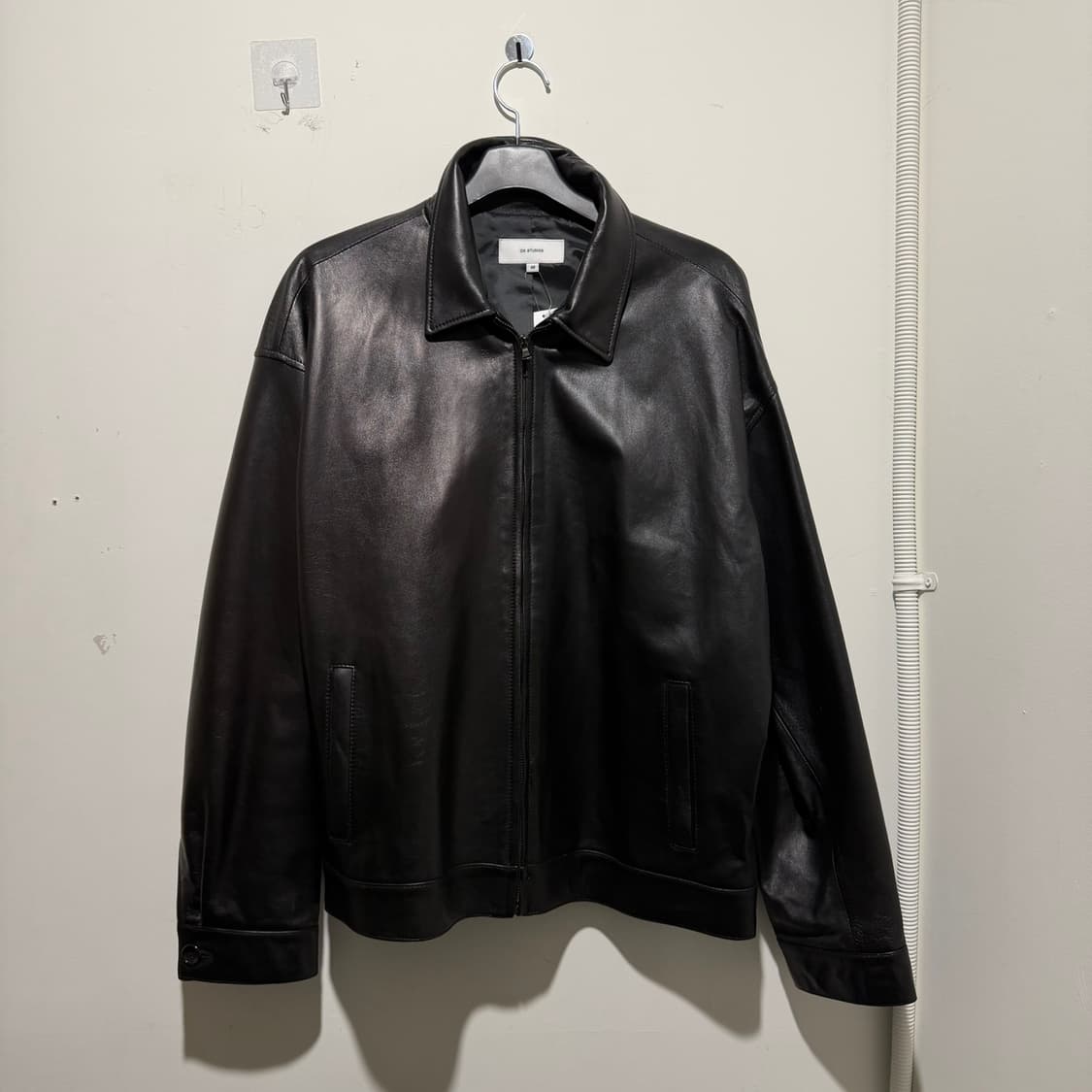 오엑스 스튜디오 레더자켓 상품이미지1