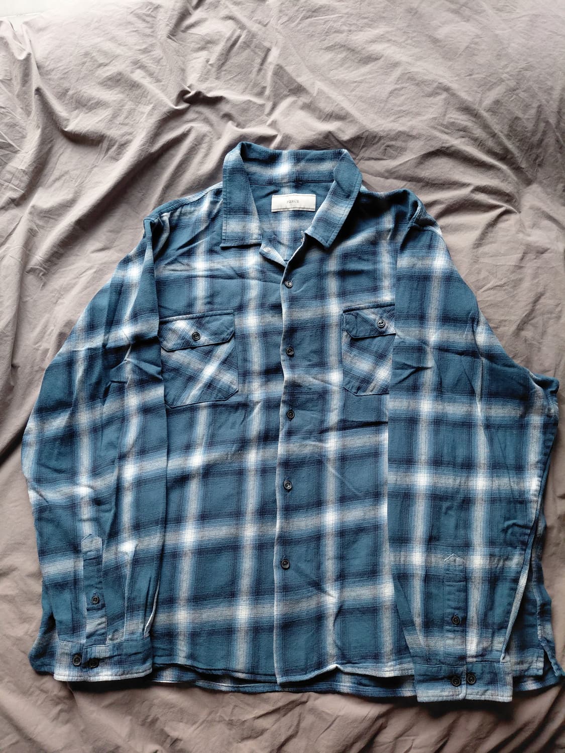 피어스 셔츠 상품이미지1