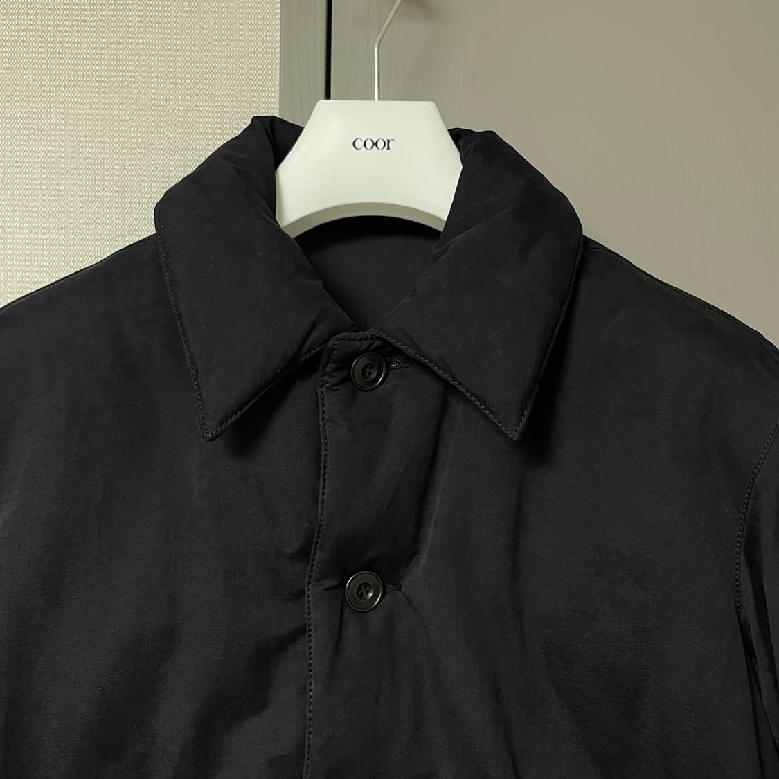 쿠어 미니멀 카라 다운 자켓 (블랙) 상품이미지3