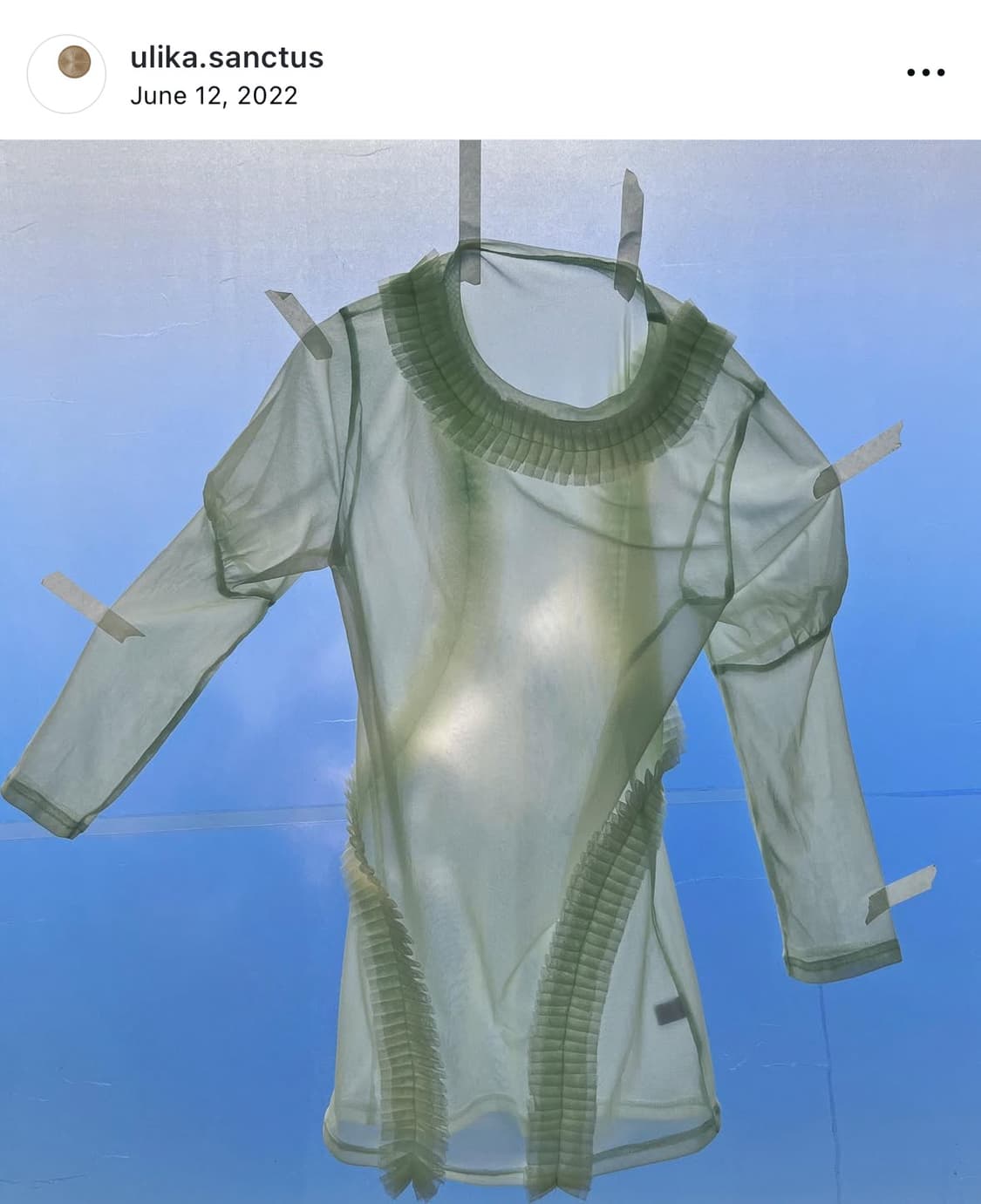 울리카 ulika sanctus 플리츠 탑 lime (S) 품절상품 상품이미지4