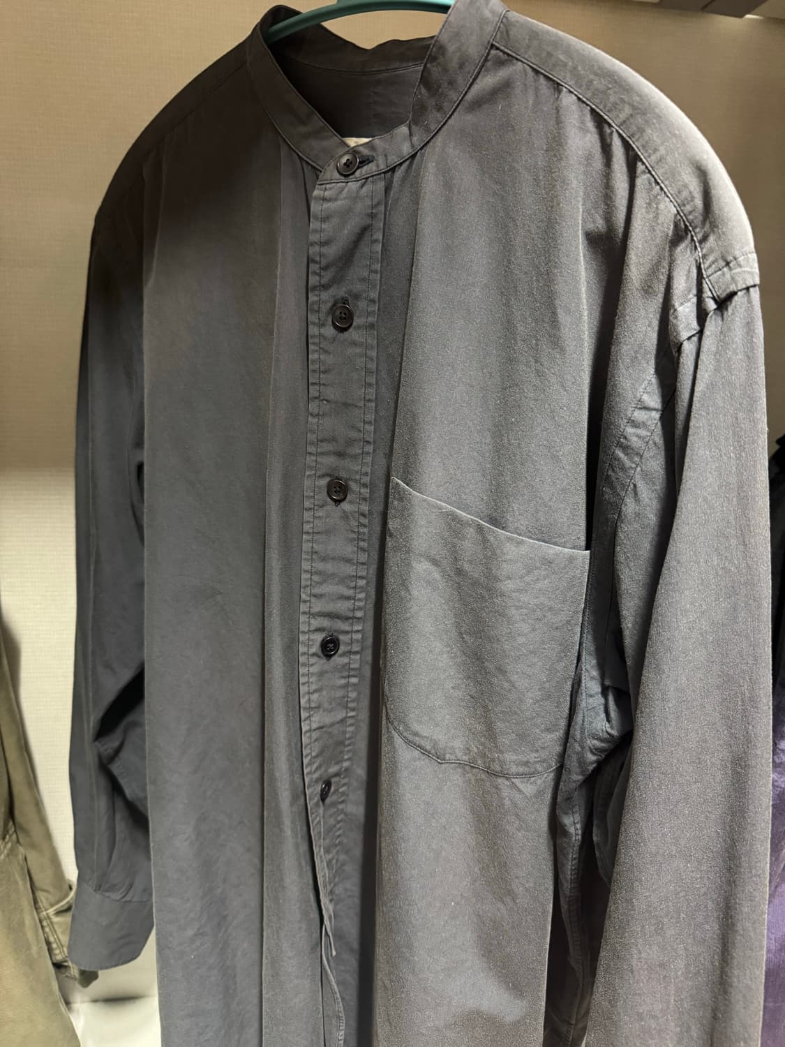 [1] 코모리 밴드 칼라 셔츠 상품이미지1