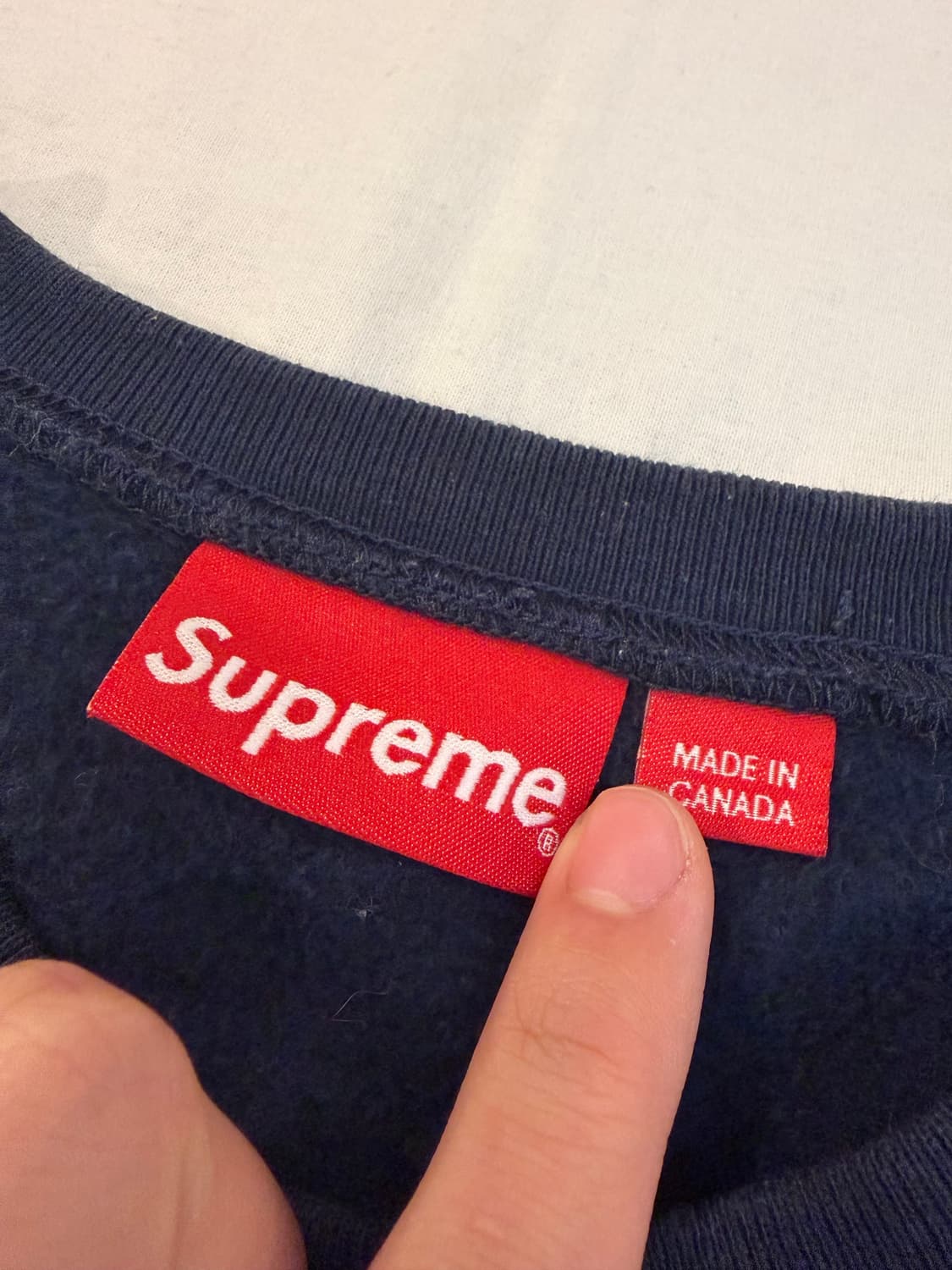 20SS 슈프림 언더라인 크루넥 맨투맨 네이비 상품이미지4