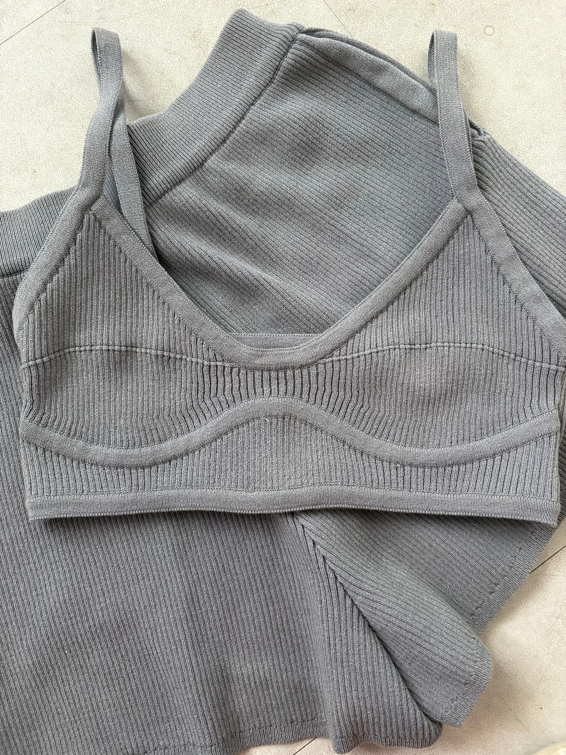 그로브x차정원 23ss 뷔스티에 셋업 상품이미지1