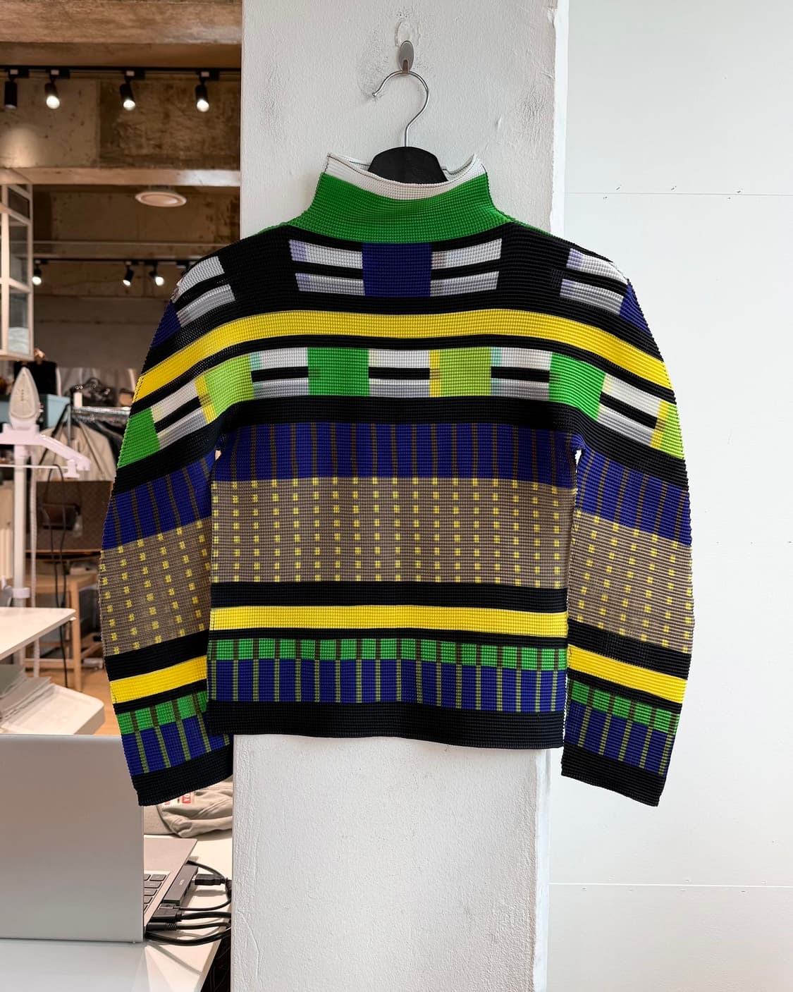 이세이미야케 미 멀티컬러 롱슬리브  상품이미지7