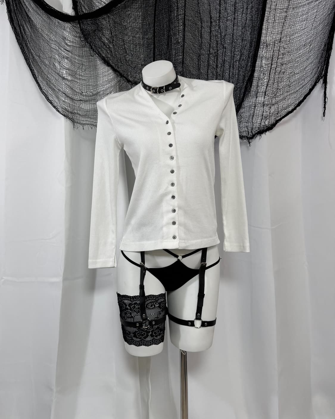 white detail t-shirt 상품이미지2