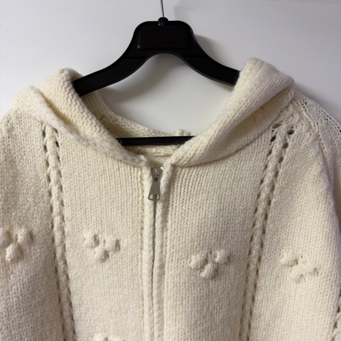 새상품 여자 퐁퐁 니트 후드집업 상품이미지3