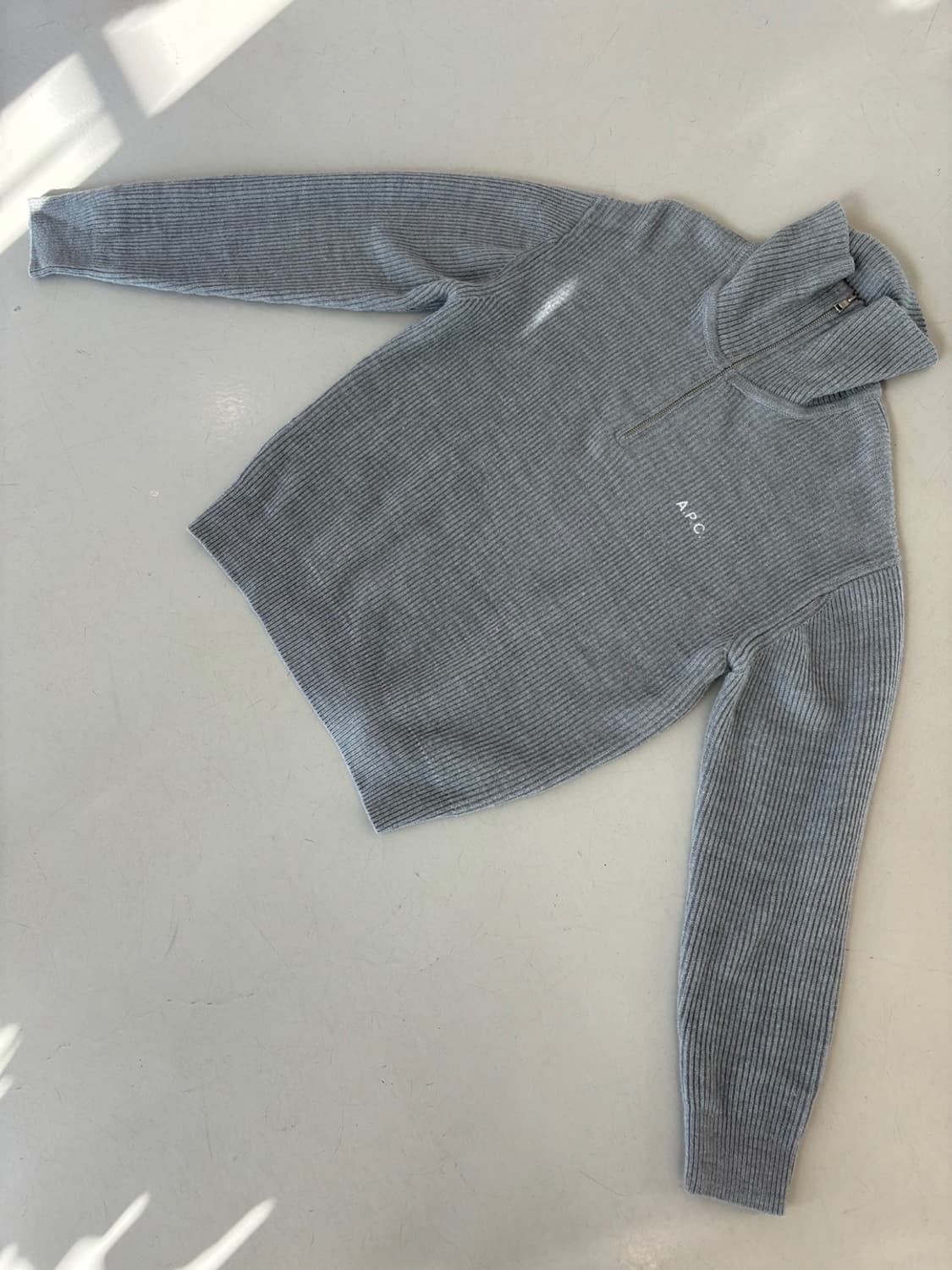 A.P.C. Half Zip up Knit 상품이미지3