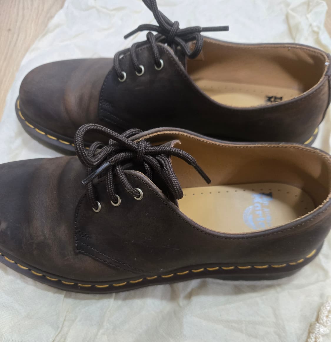 닥터마틴 1461 크레이지호스 270 팝니다. 상품이미지4