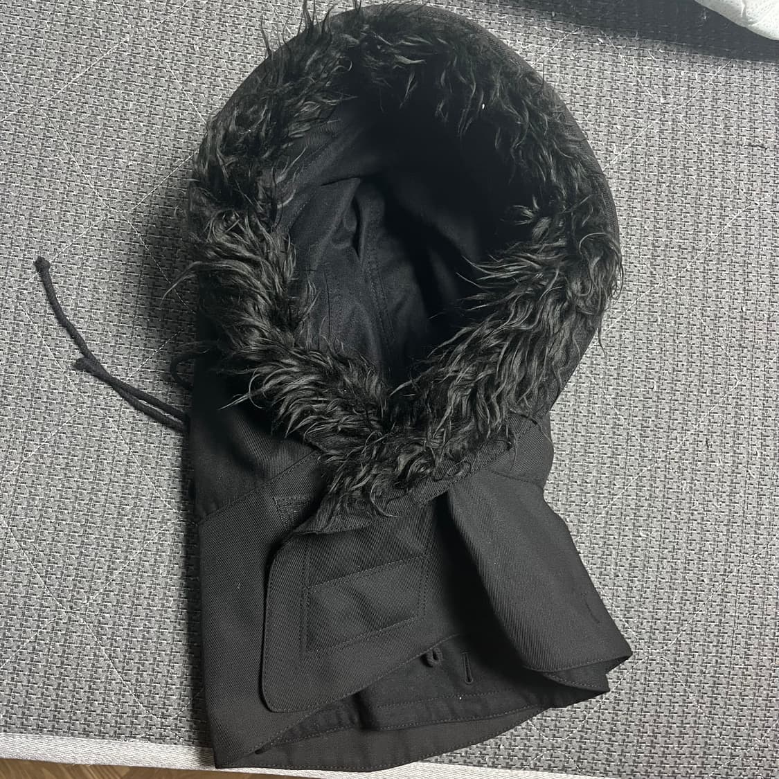 꼼데가르송 셔츠 라쿤퍼 바라클라바 상품이미지1