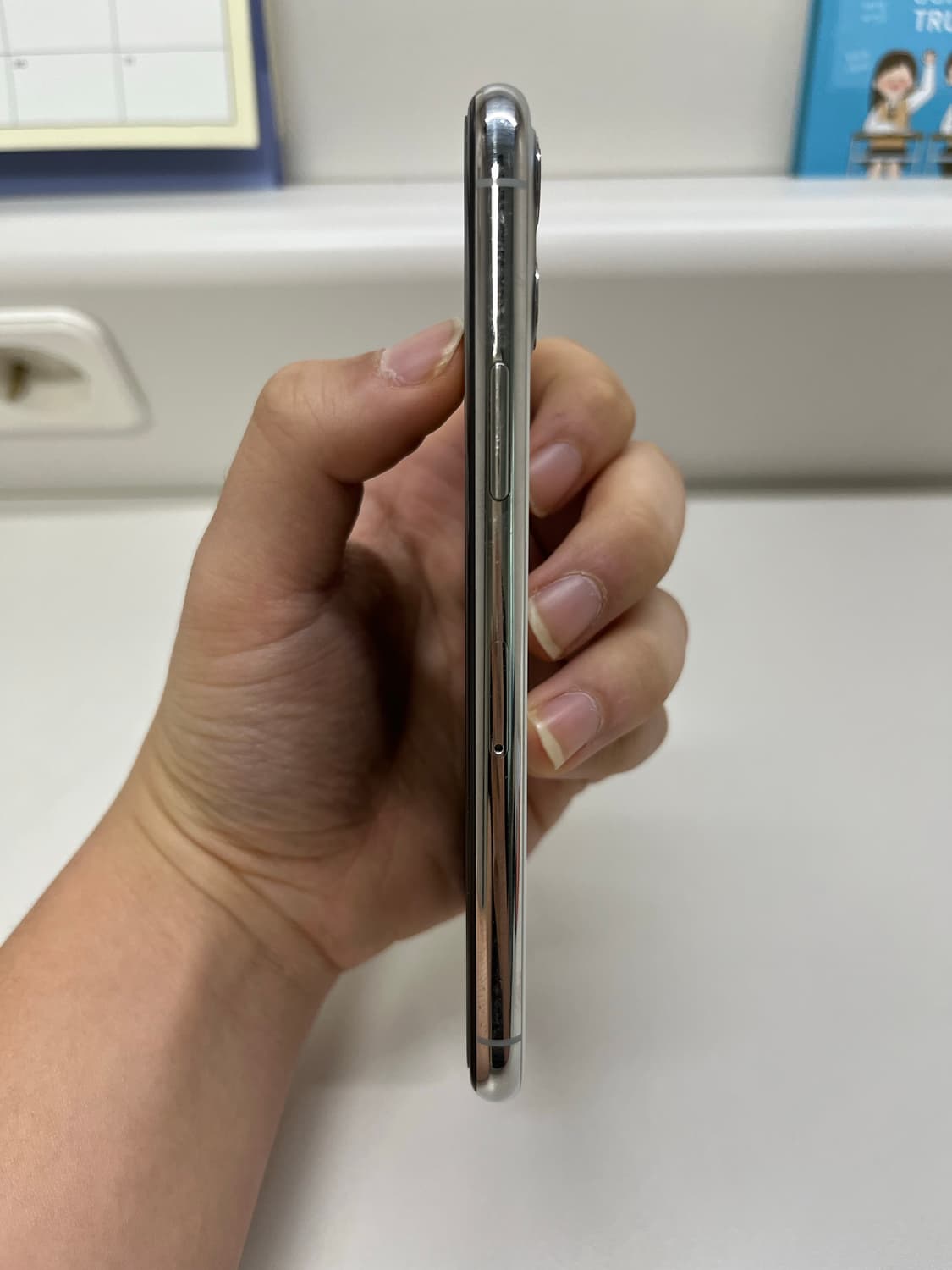 (네고가능)아이폰 11 프로 512GB 화이트(효율100%) 상품이미지7