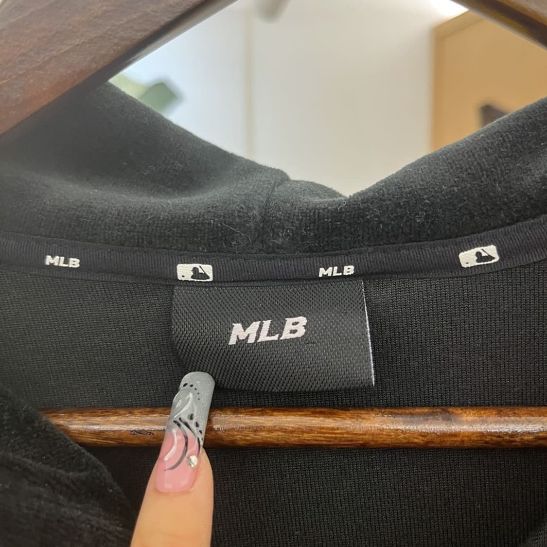 MLB 뉴욕양키스 스트릿 펑크 키치 벨벳 크롭 후드집업 XS C12531 상품이미지5