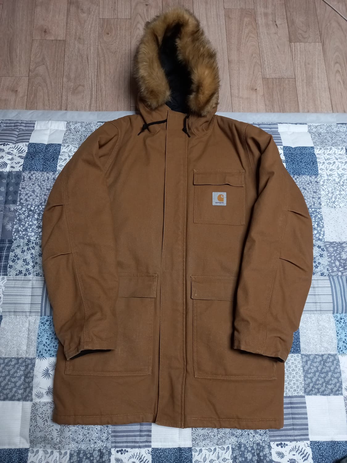 칼하트 시베리아 파카 M(실용100~105) 상품이미지1