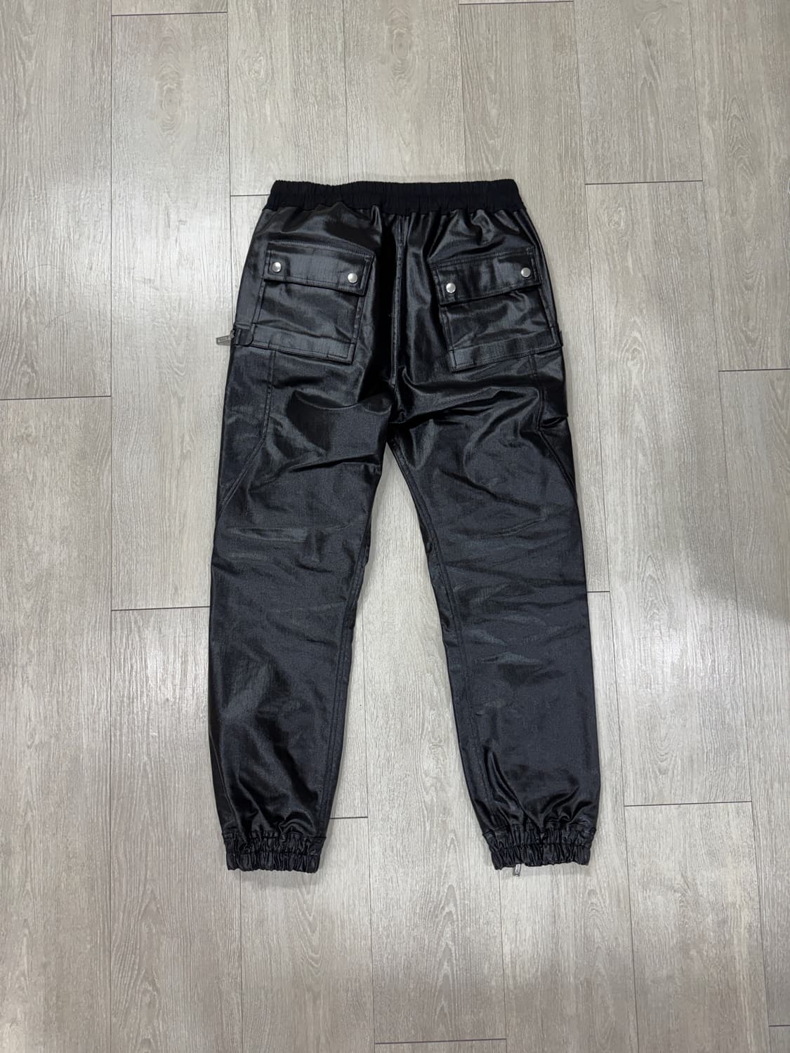 릭오웬스 24fw 바우하우스 코팅 팬츠 50size 상품이미지4