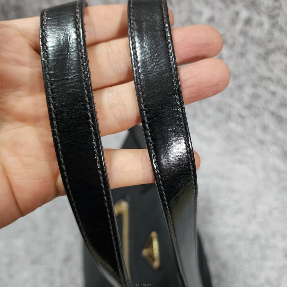 프라다 블랙 라일론 숄더백  상품이미지8