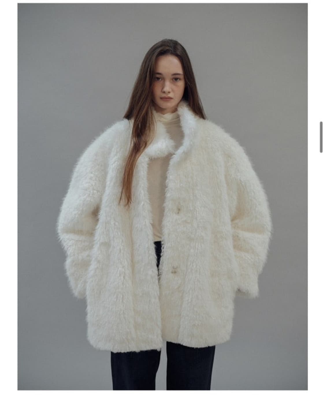 르오버클래식 오버 퍼 자켓 아이보리 상품이미지1