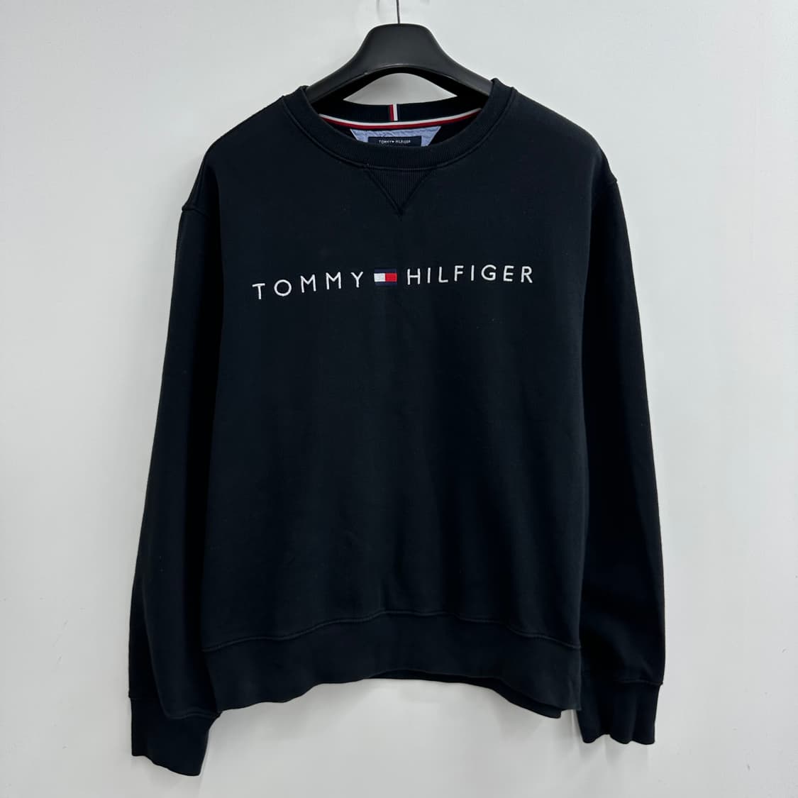 105 타미힐피거 남자 루즈핏 맨투맨 상품이미지1