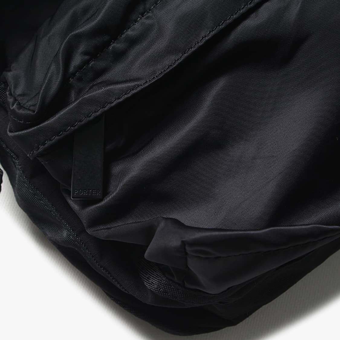  PORTER "Black Shoulder Bag" 상품이미지3