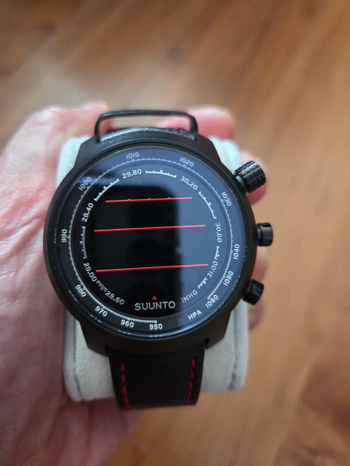 순토 엘레멘텀 블랙 레더 상품이미지3