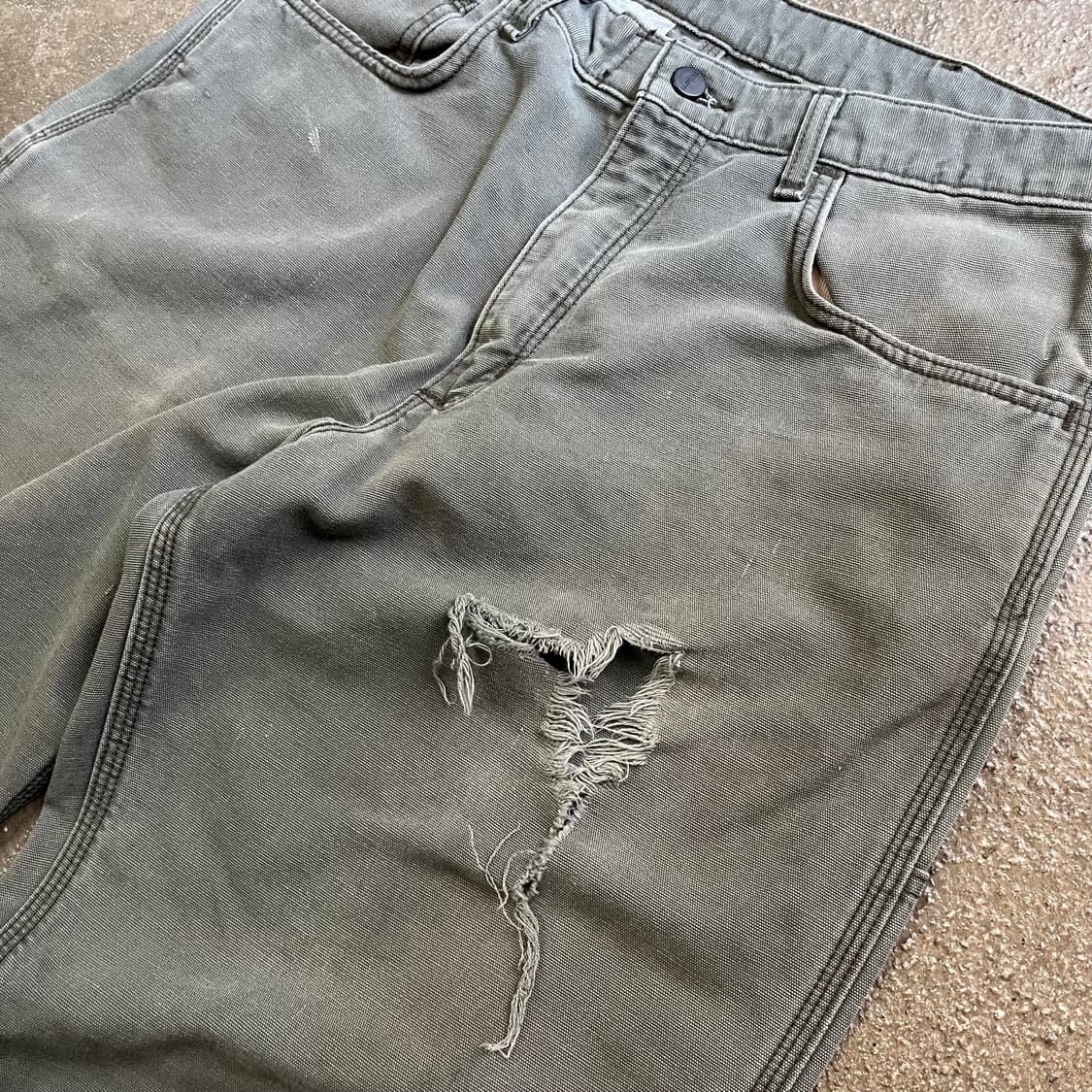 Carhartt FR 데미지 카펜터 팬츠 (33“) 상품이미지3