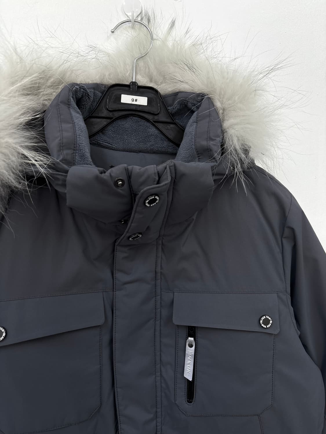 블랙야크 후드탈착 우먼 다운패딩 상품이미지3