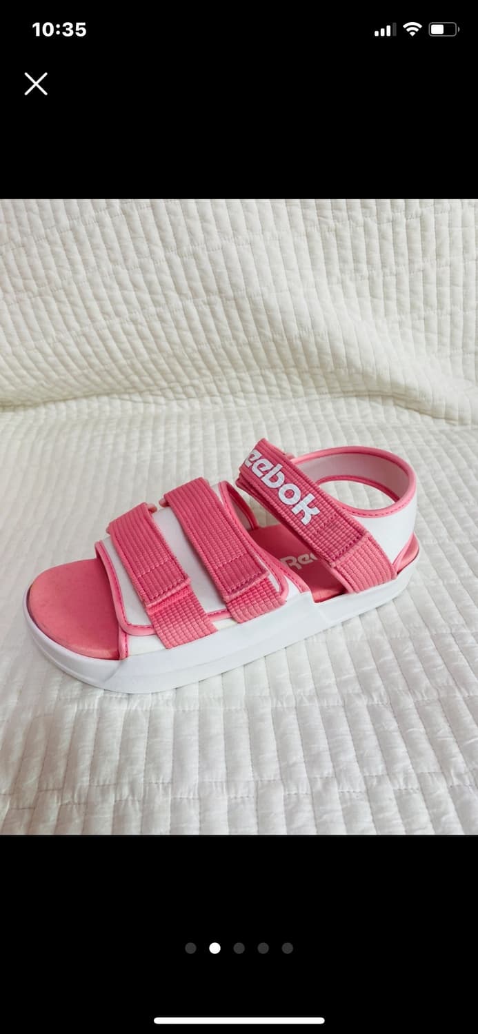 (새상품) 리복 샌들 240사이즈 팝니다 상품이미지2