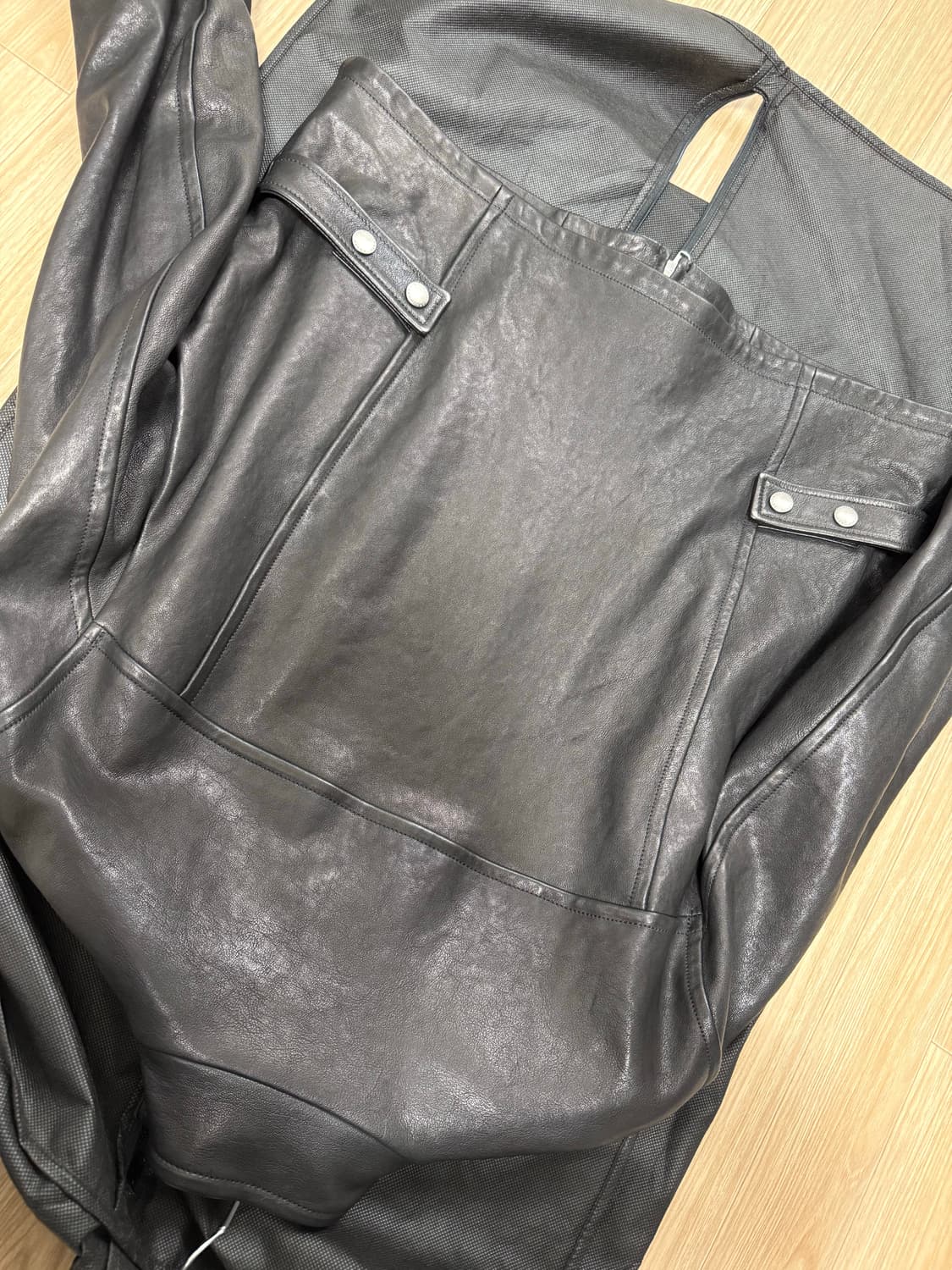 솔리드옴므 밴드넥 램스킨 레더자켓 48 상품이미지2