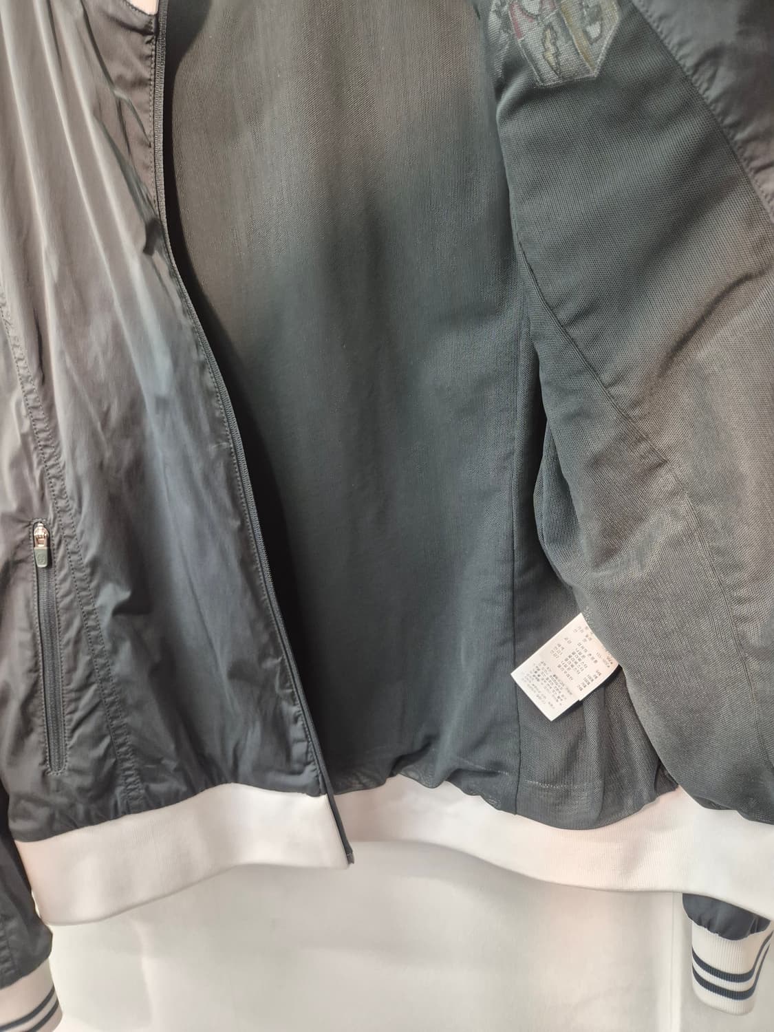 까스텔바작 여성 바람막이 점퍼 그린  95
사이즈  상품이미지5