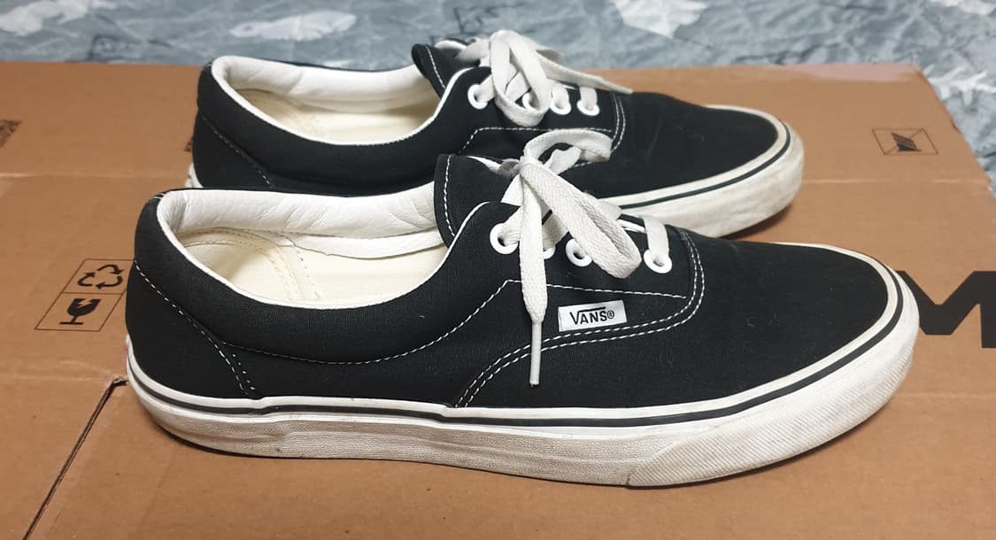 반스 어센틱 캔버스 스니커즈 블랙 (265) 상품이미지2