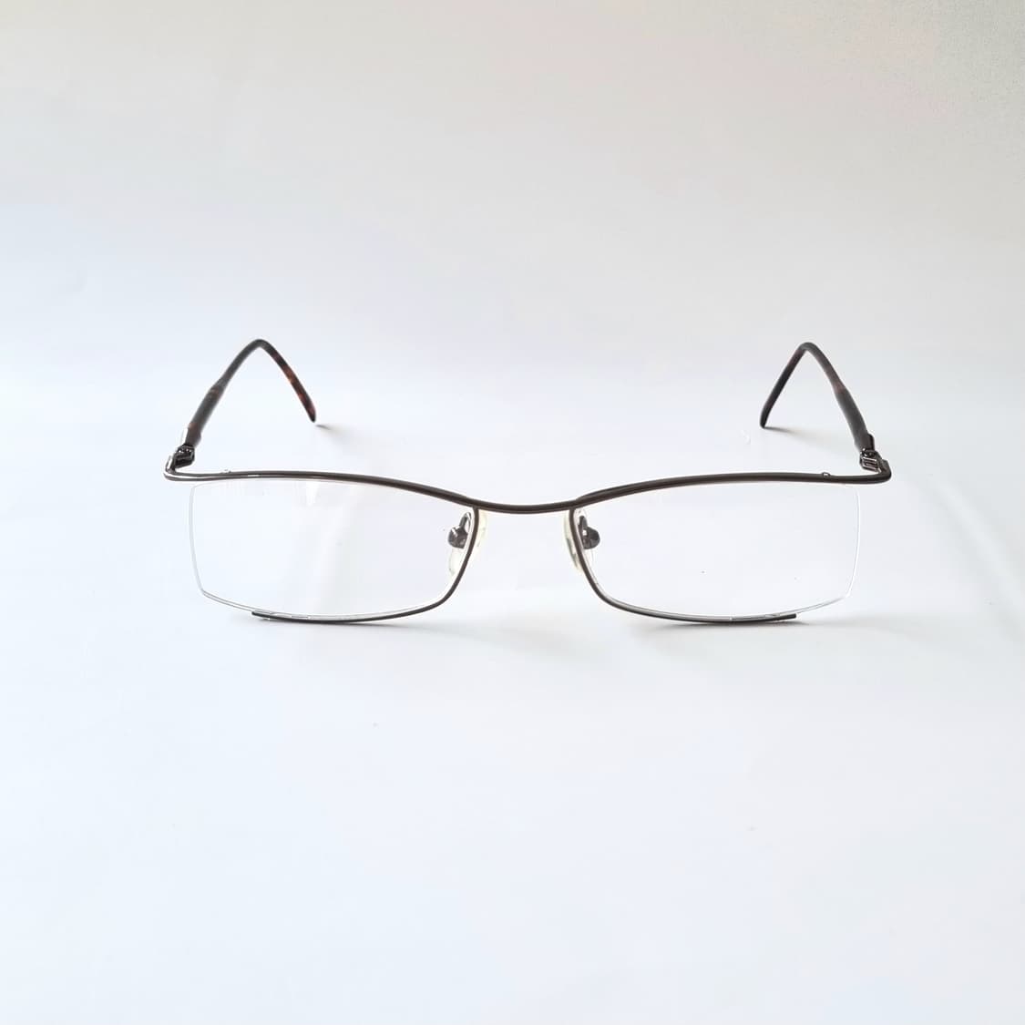 데드스탁 다크 브라운 호피 디테일 지적인 반무테 안경테 669 상품이미지1