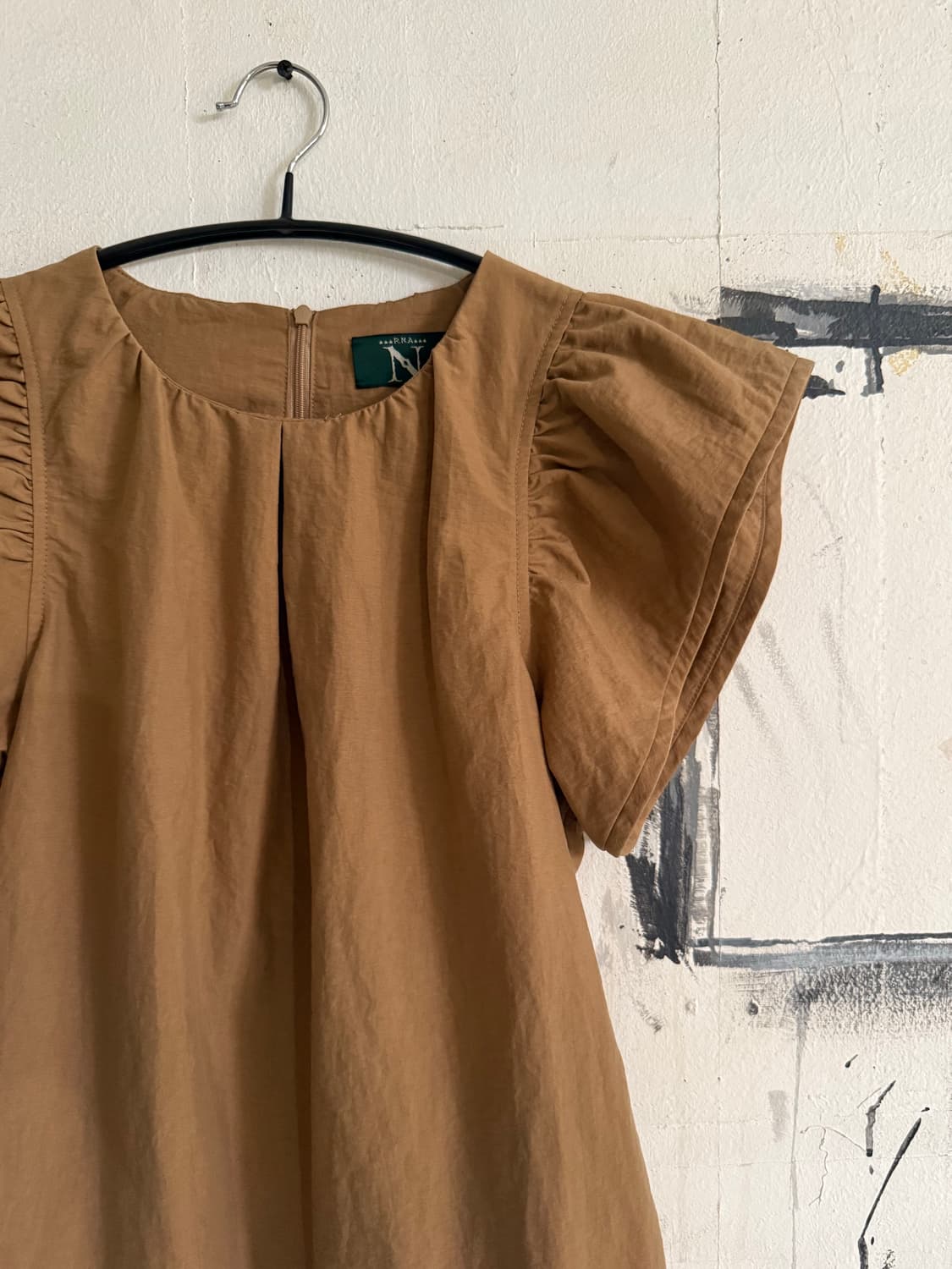 RNA shirring blouse 상품이미지3