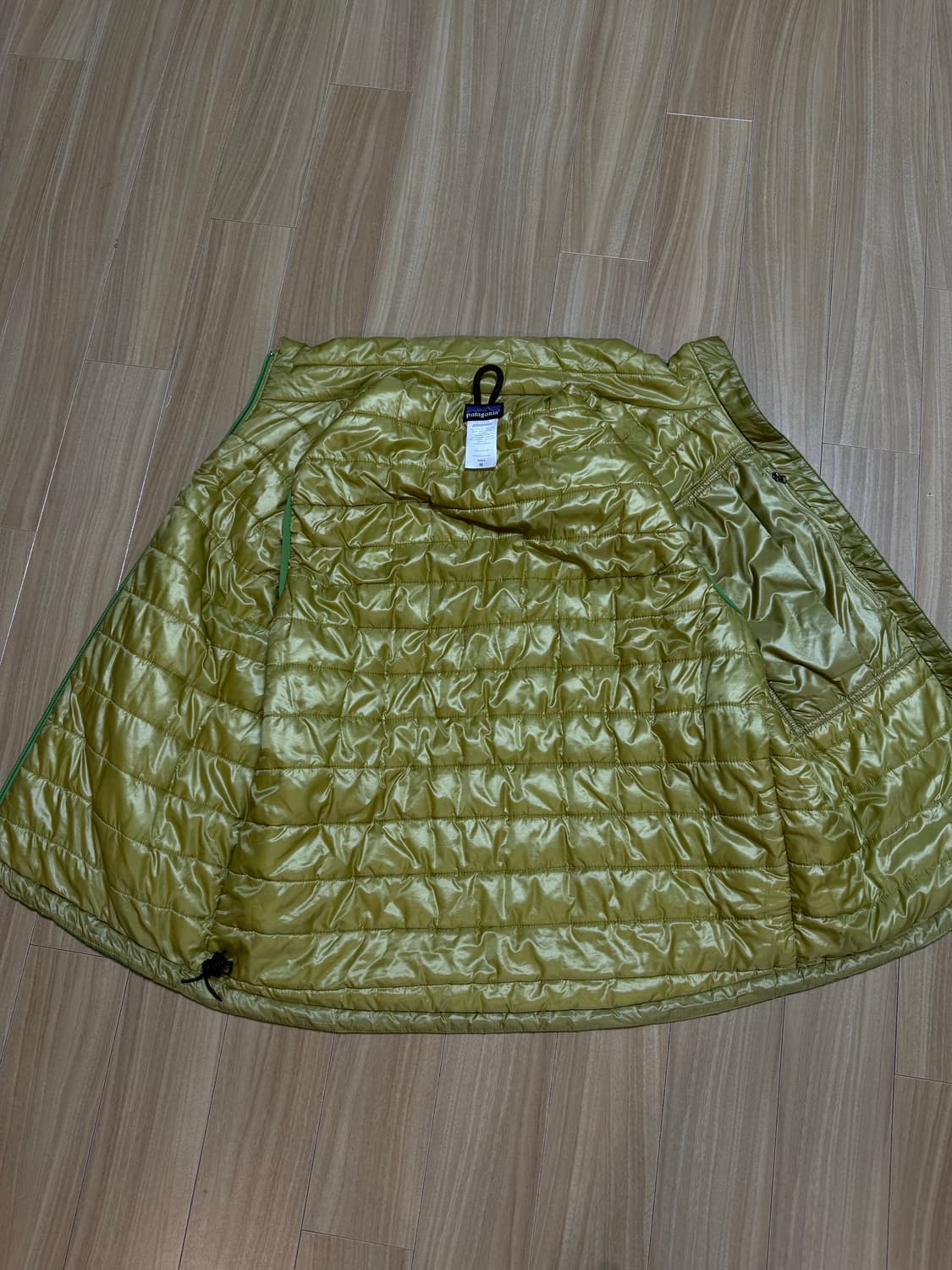 파타고니아 퍼프볼 베스트 그린 상품이미지5